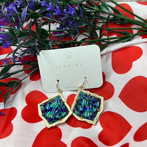 NWT Purple Green Drop Earrings - Picture 1 of 7